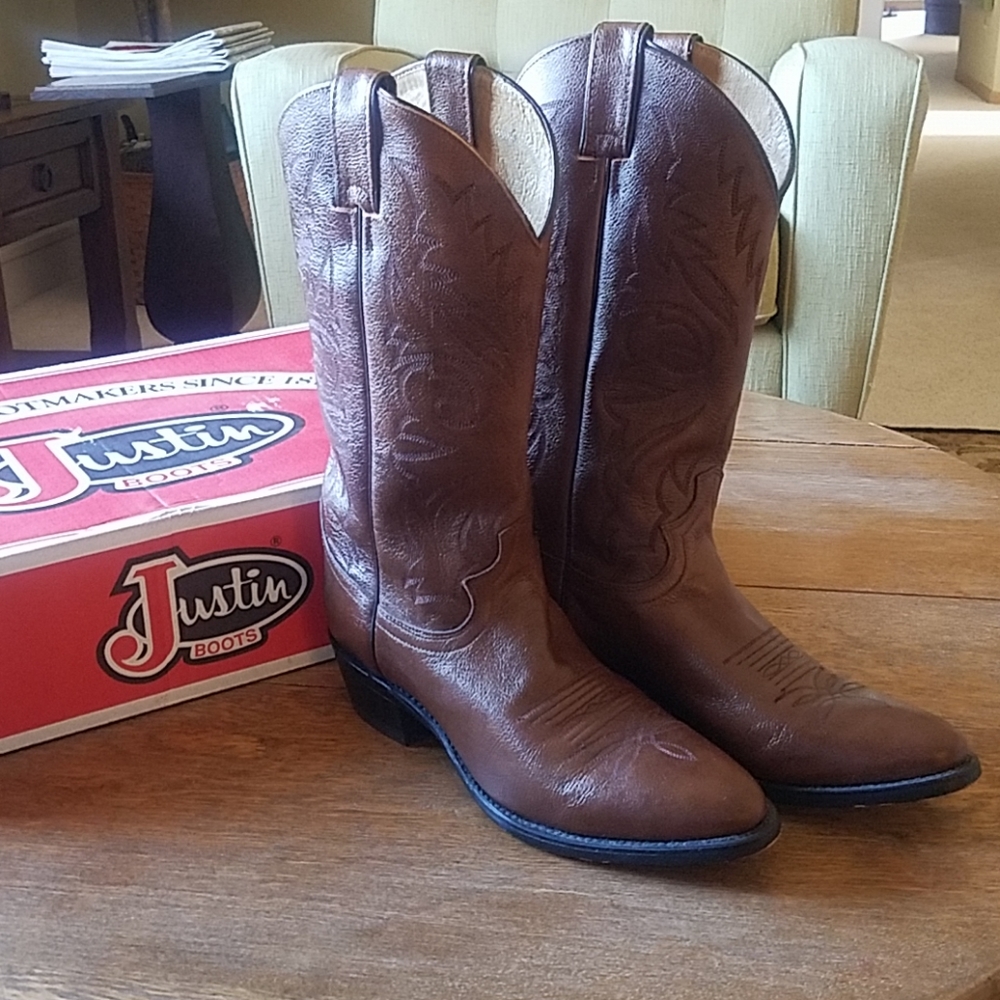 Justin ladies cowboy boots